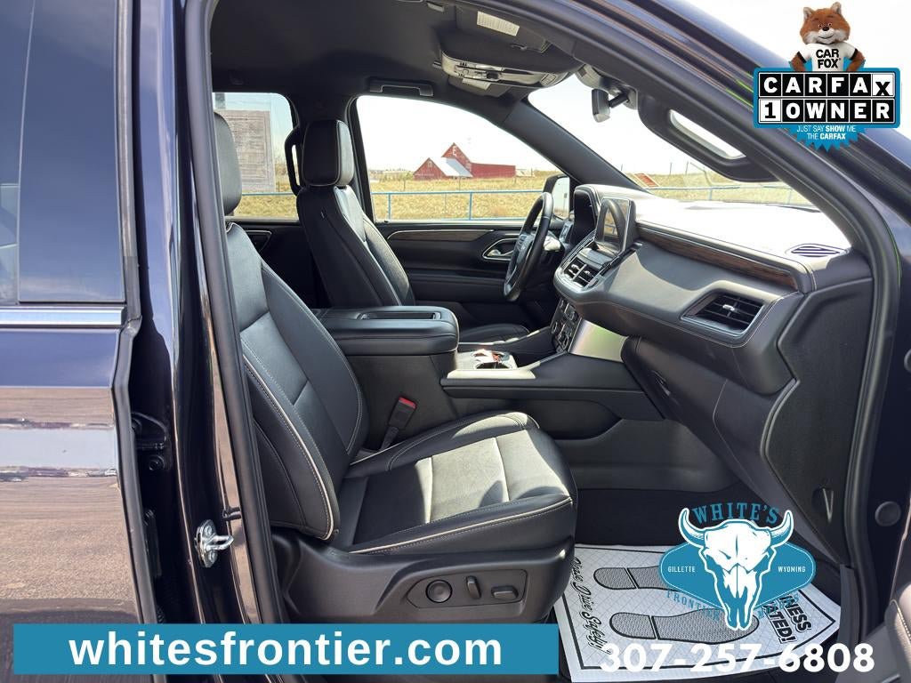Used 2024 Chevrolet Suburban Premier AWD/4WD image 10