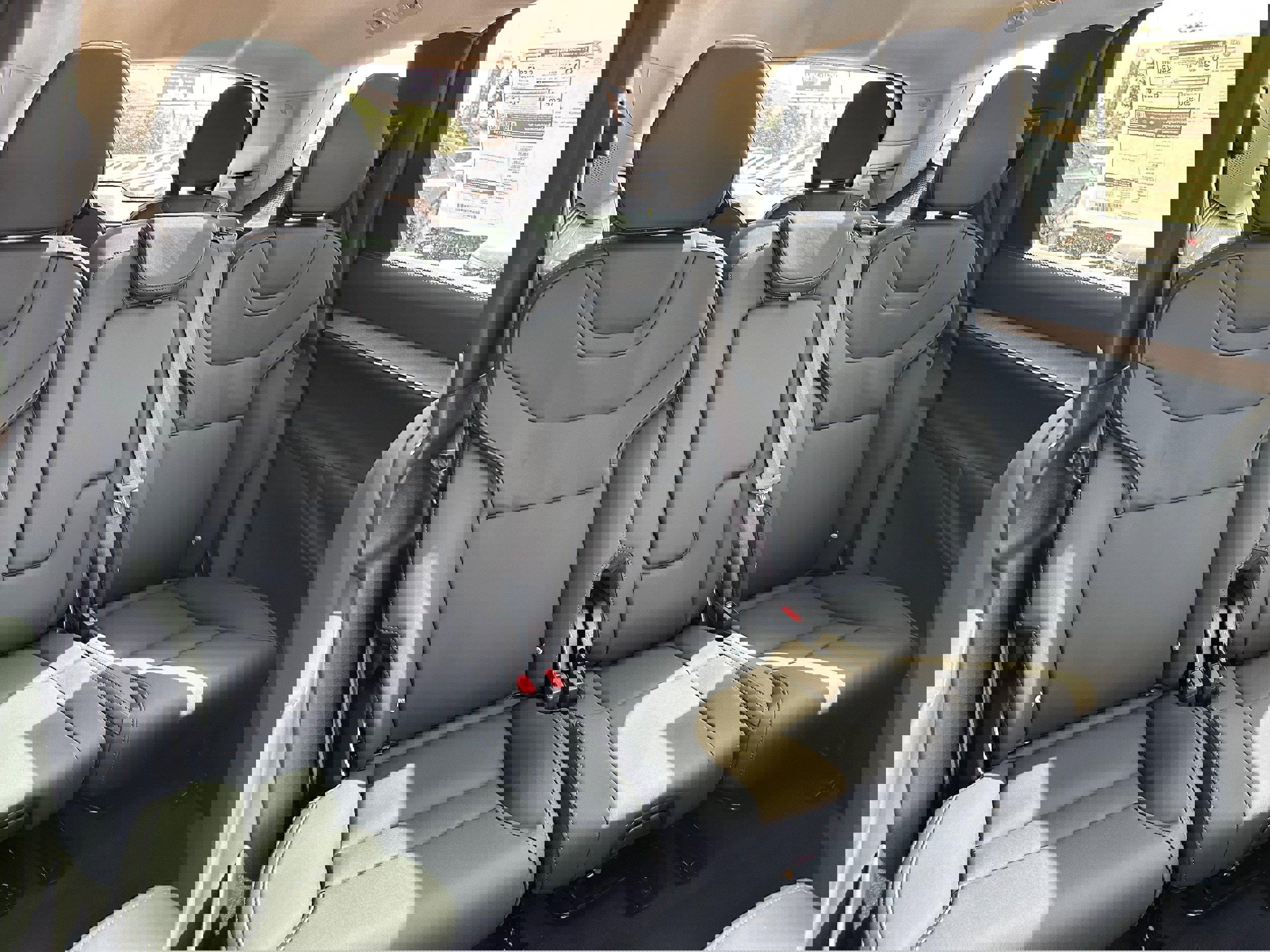 New 2025 Volvo EX90 Plus image 9