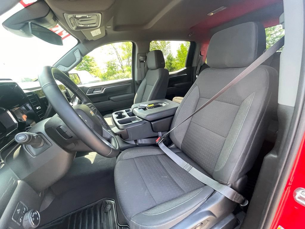 Used 2026 Chevrolet Silverado 1500 LT AWD/4WD image 21