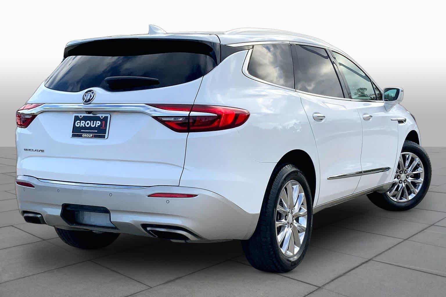 Used 2020 Buick Enclave Essence FWD image 13