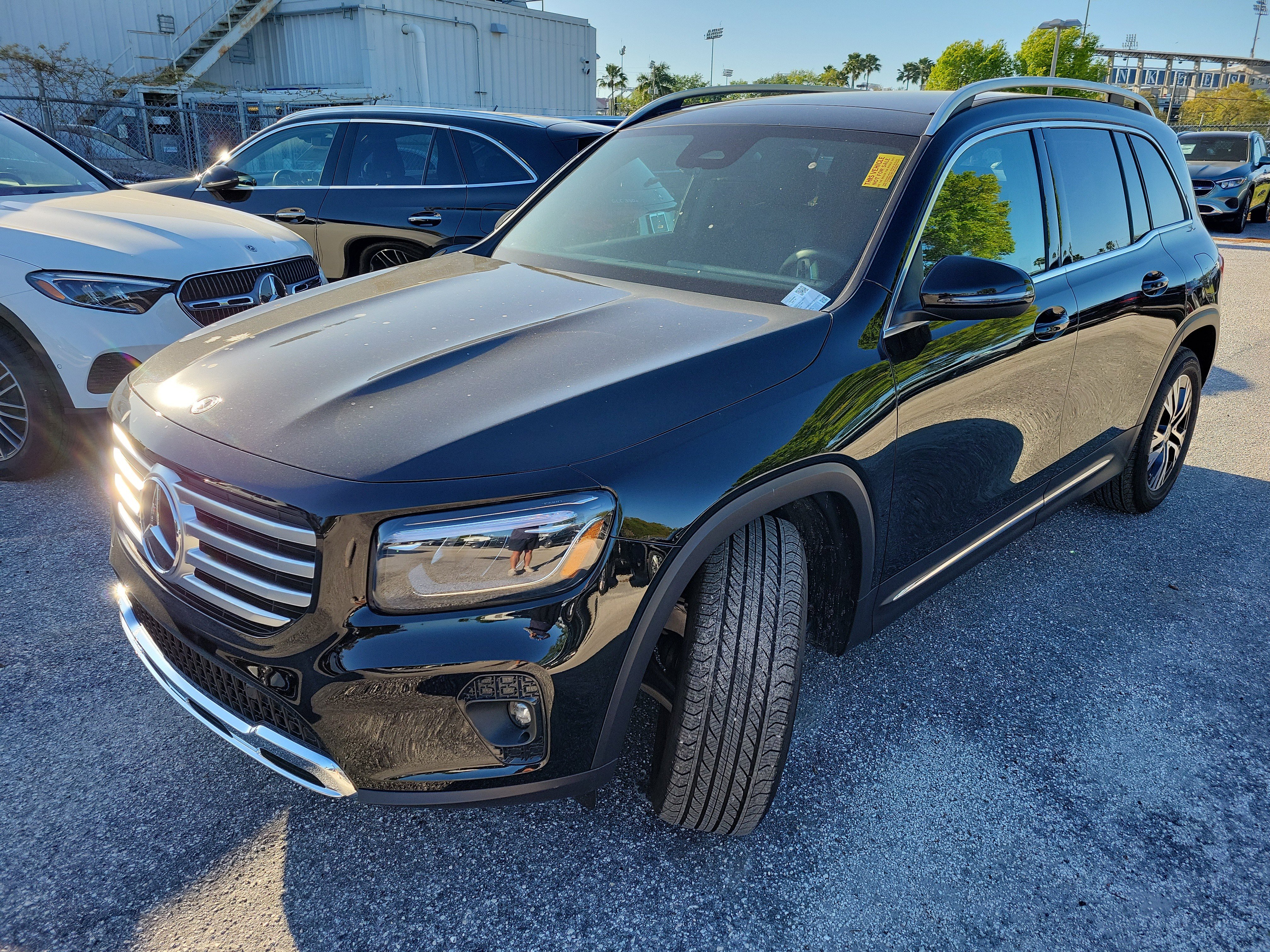 Certified 2026 Mercedes-Benz GLB 250 image 1