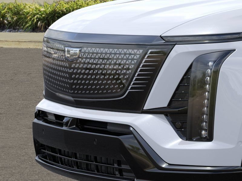 New 2027 Cadillac Vistiq Sport w/ LPO, Floor Liner Package AWD/4WD image 13