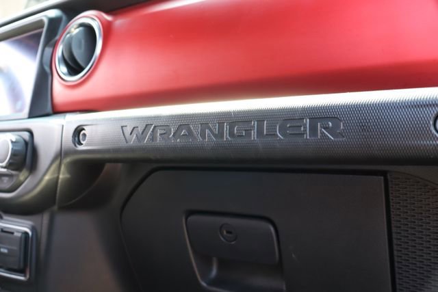Used 2021 Jeep Wrangler Unlimited Rubicon AWD/4WD image 54