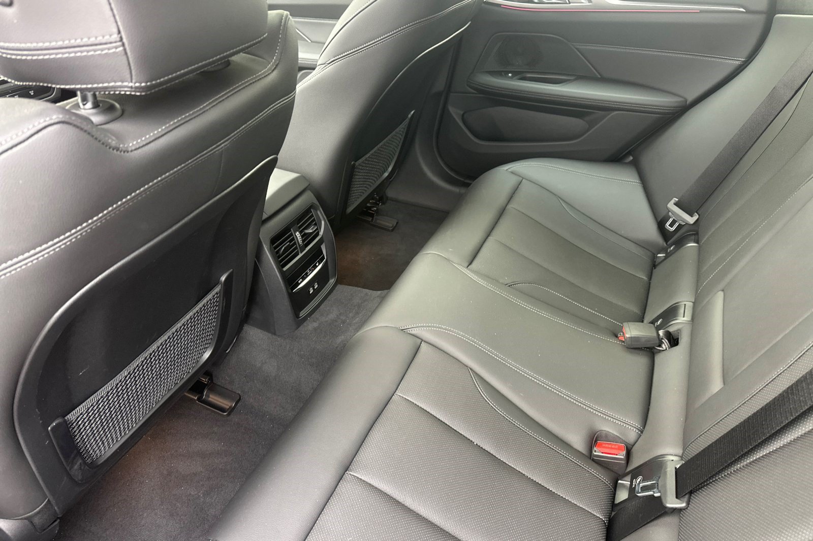 Certified 2023 BMW i4 eDrive35 w/ Premium Package RWD image 29