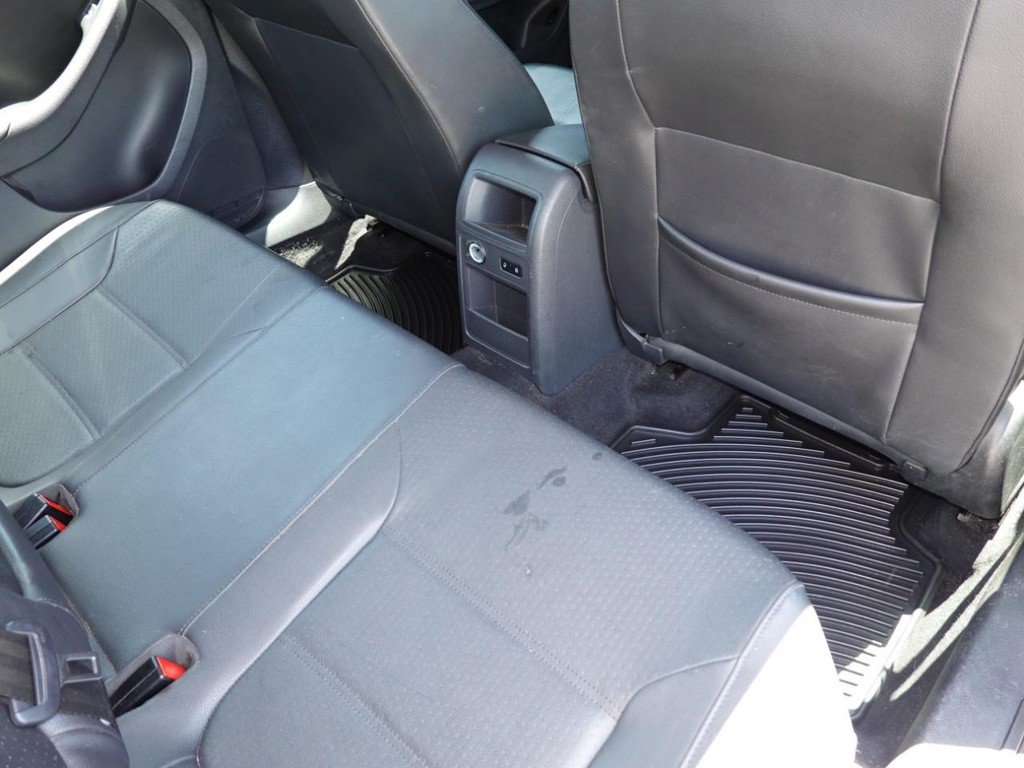 Used 2013 Volkswagen Jetta SE FWD image 23