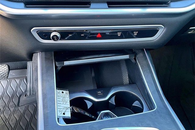 Used 2023 BMW X7 xDrive40i w/ Premium Package image 24