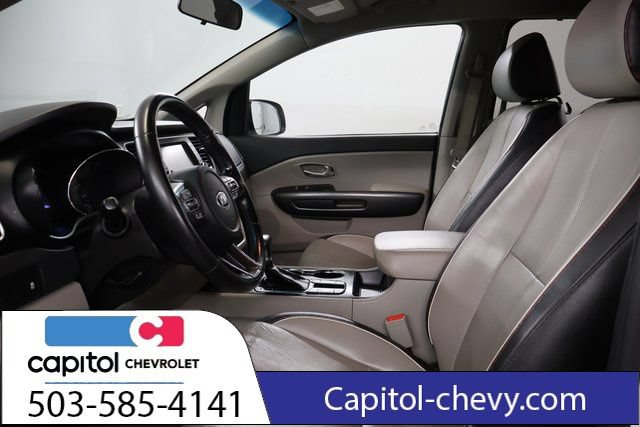 Used 2019 Kia Sedona EX FWD image 13
