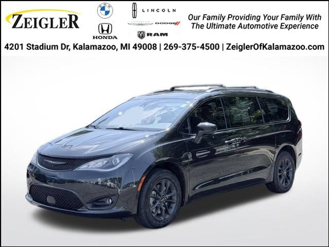 Used 2020 Chrysler Pacifica Touring-L w/ Advanced Safetytec Group AWD/4WD image 1