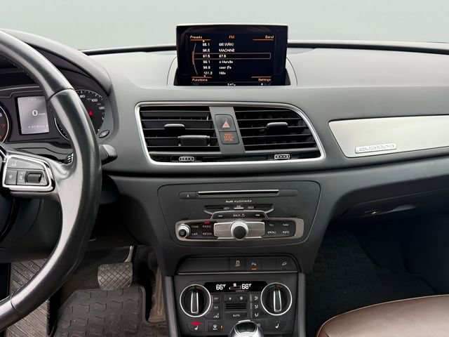 Used 2018 Audi Q3 2.0T Premium Plus w/ Premium Plus Package image 18