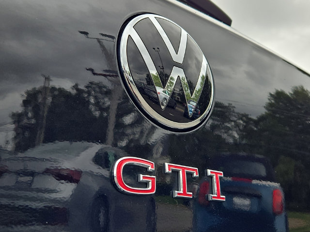 Used 2023 Volkswagen GTI SE w/ SE Leather Package FWD image 32