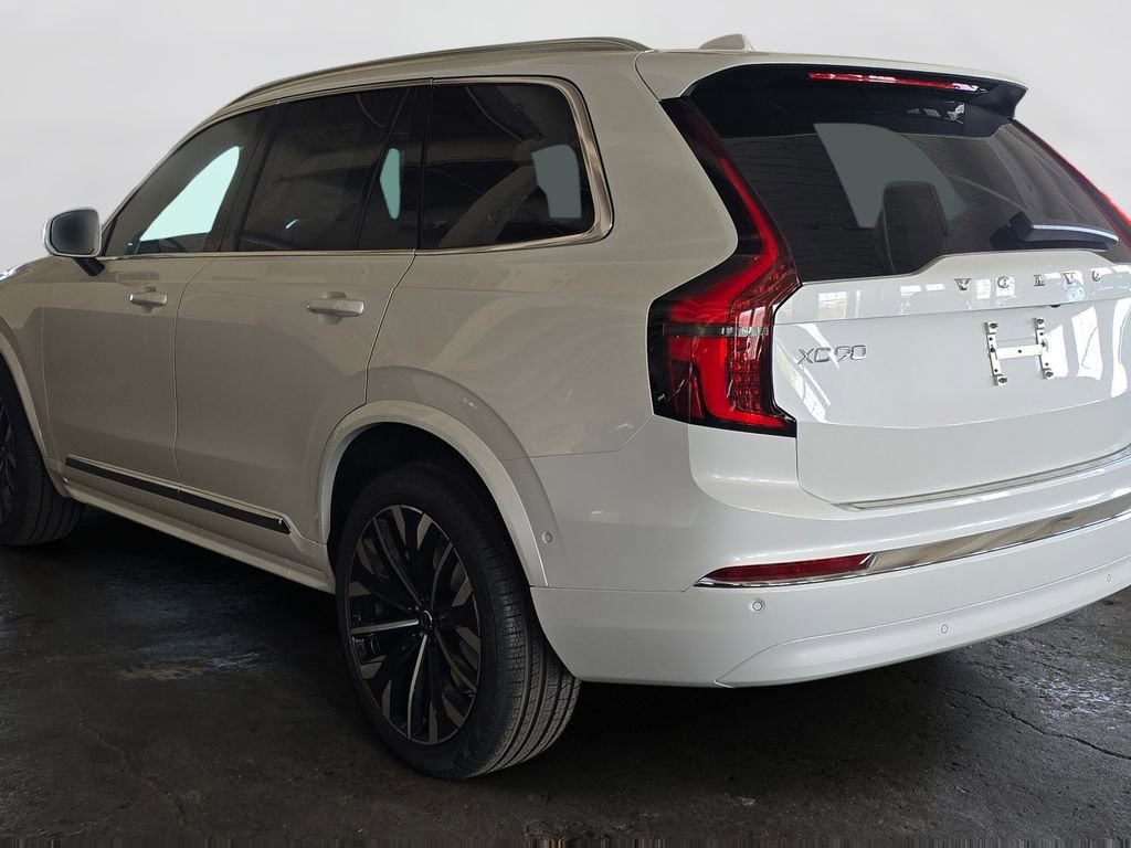 New 2026 Volvo XC90 B6 Plus w/ Protection Package Premier image 7