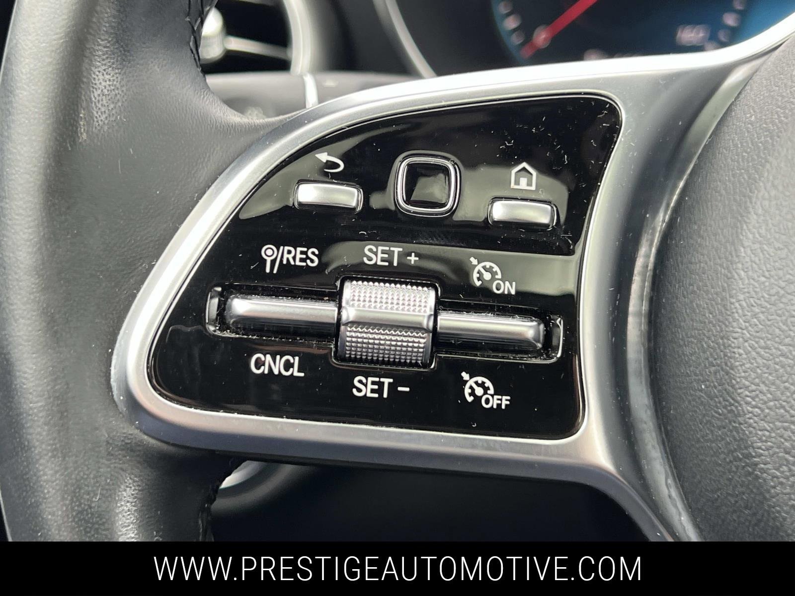 Used 2021 Mercedes-Benz C 300 4MATIC Sedan image 30