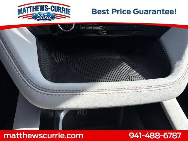 New 2026 Ford Explorer Active RWD image 21