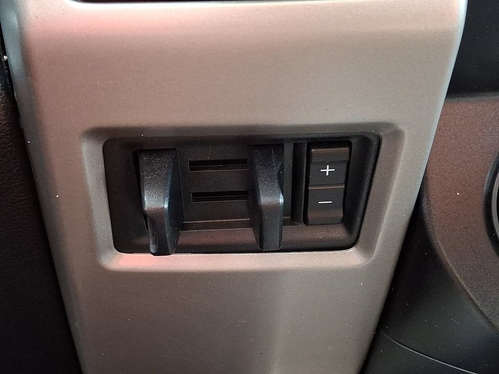 Used 2019 Ford F250 Lariat w/ Lariat Ultimate Package AWD/4WD image 29