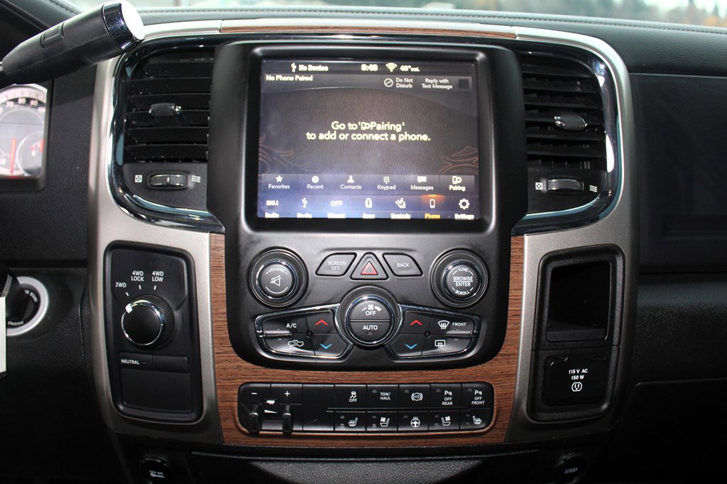 Used 2018 RAM 2500 Laramie image 16
