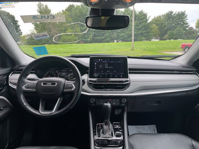 Certified 2022 Jeep Compass Limited AWD/4WD image 10