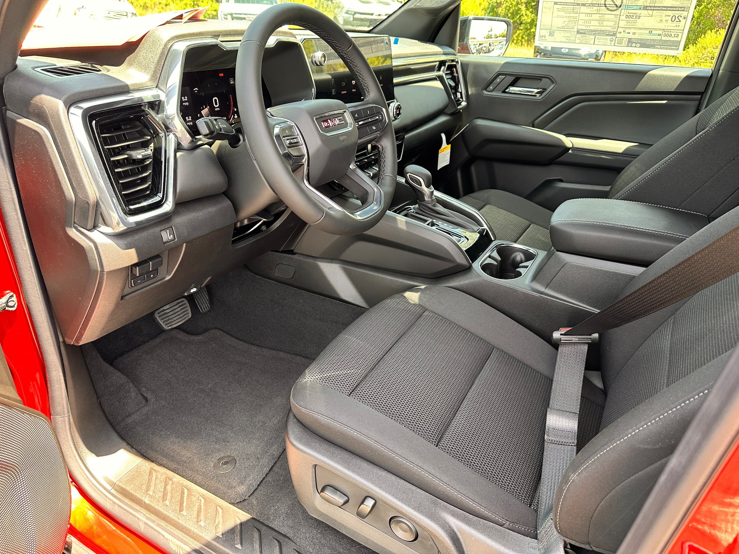 Used 2025 GMC Canyon Elevation w/ Convenience Package RWD image 10
