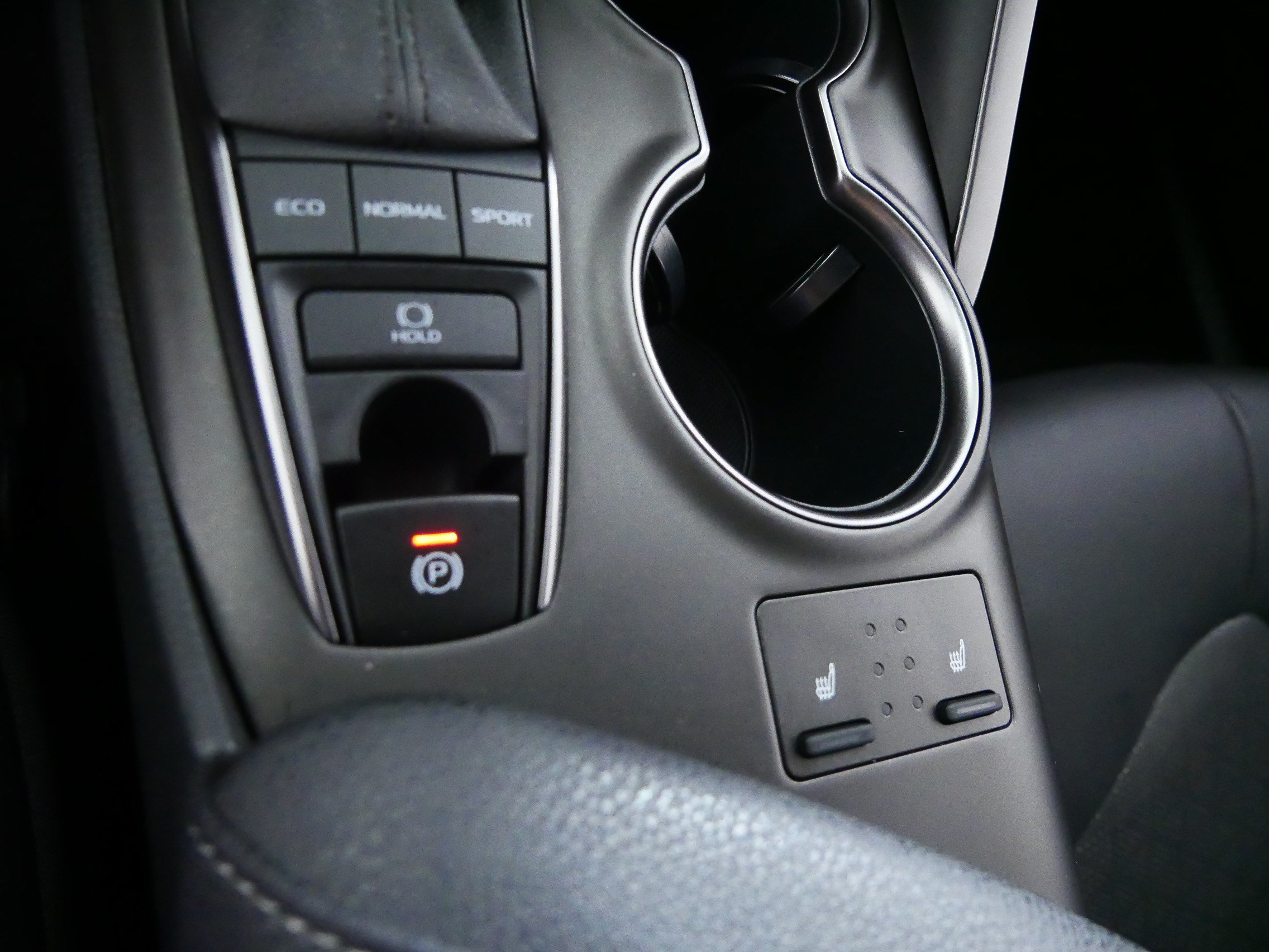 Used 2023 Toyota Camry XSE FWD image 31