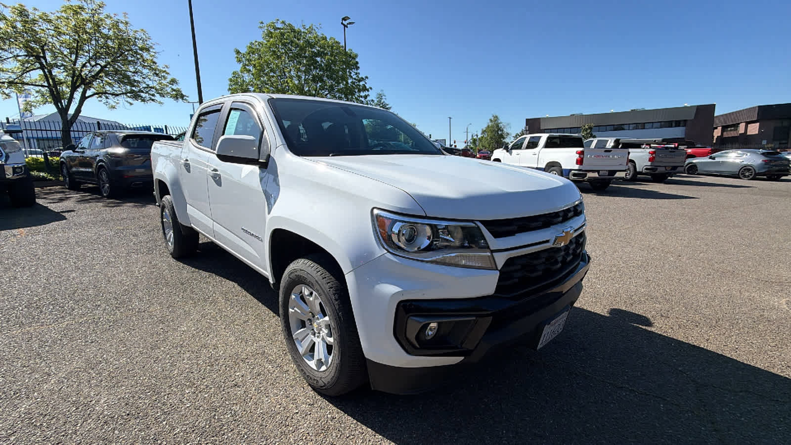 Used 2021 Chevrolet Colorado LT w/ LT Convenience Package AWD/4WD image 3
