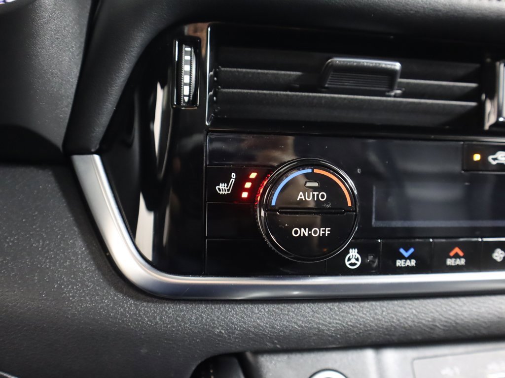 Used 2023 Nissan Rogue SL w/ SL Premium Package image 51