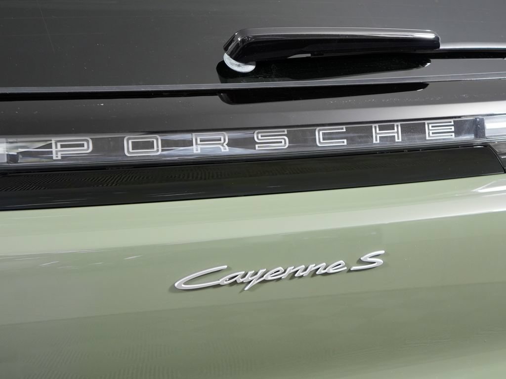 New 2026 Porsche Cayenne S AWD/4WD image 14