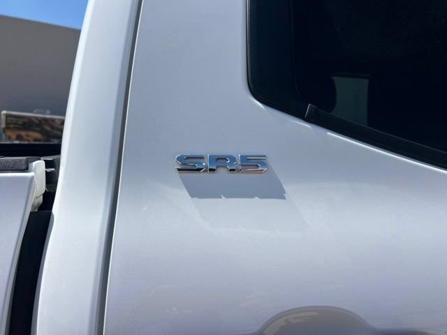 Used 2022 Toyota Tundra SR5 AWD/4WD image 3