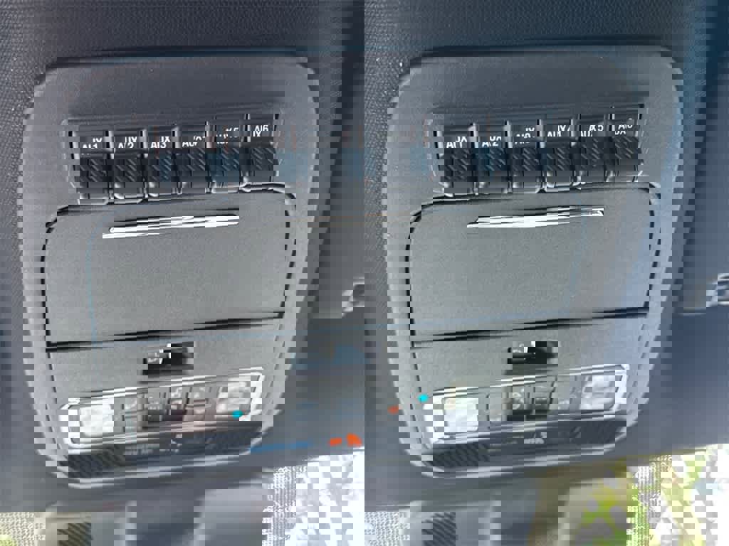 New 2025 Ford F150 Raptor image 31