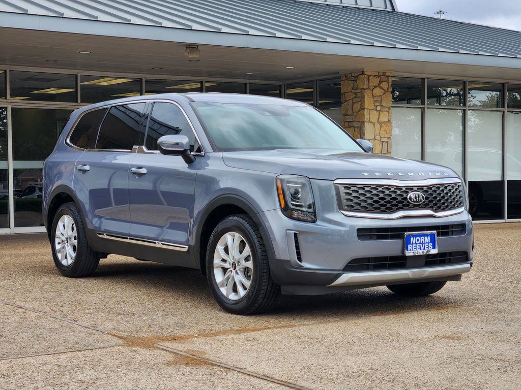 Used 2020 Kia Telluride LX FWD image 3