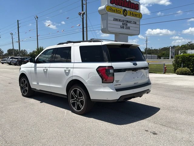 Used 2021 Ford Expedition Limited RWD image 3