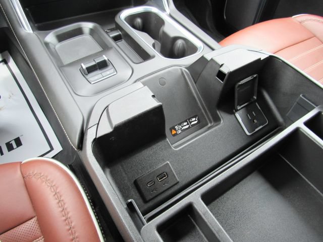 Used 2024 GMC Sierra 2500 Denali Ultimate AWD/4WD image 26