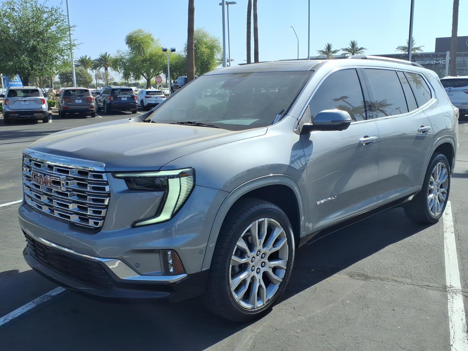 Used 2024 GMC Acadia Denali w/ Super Cruise Package image 7