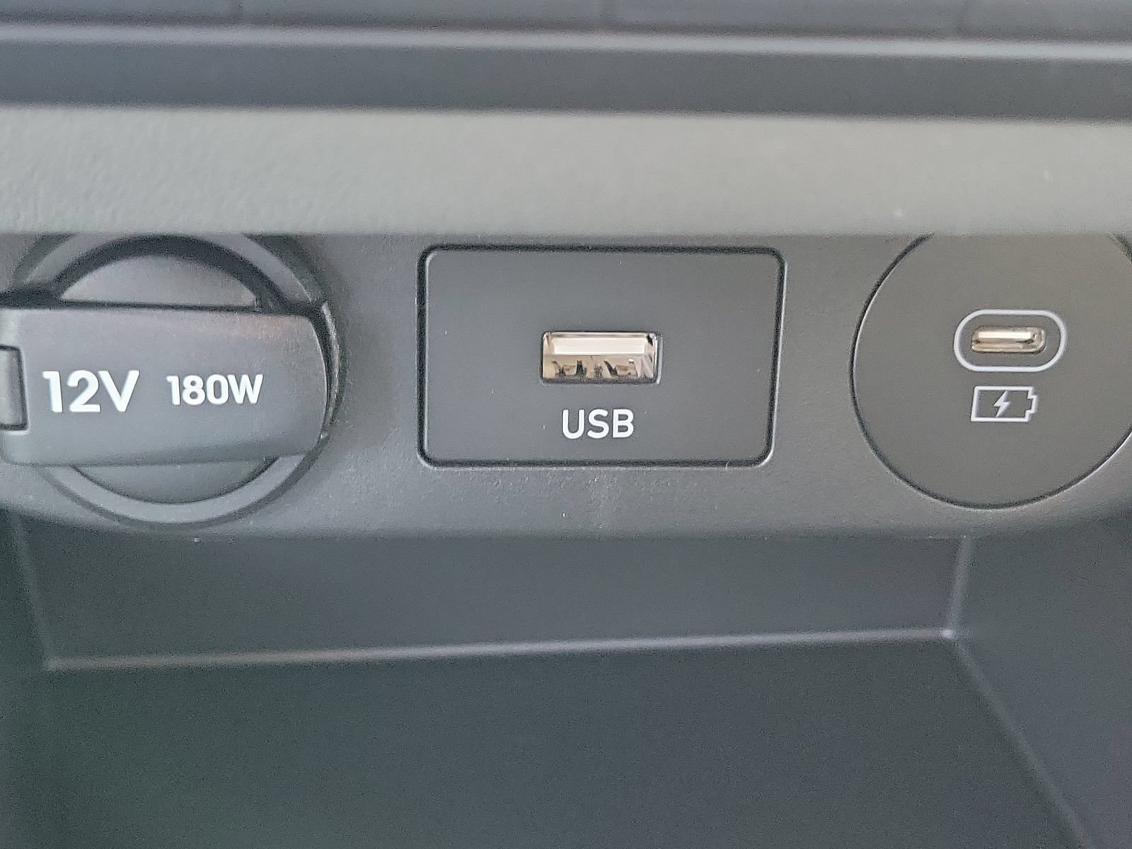 New 2026 Hyundai Elantra SE FWD image 13