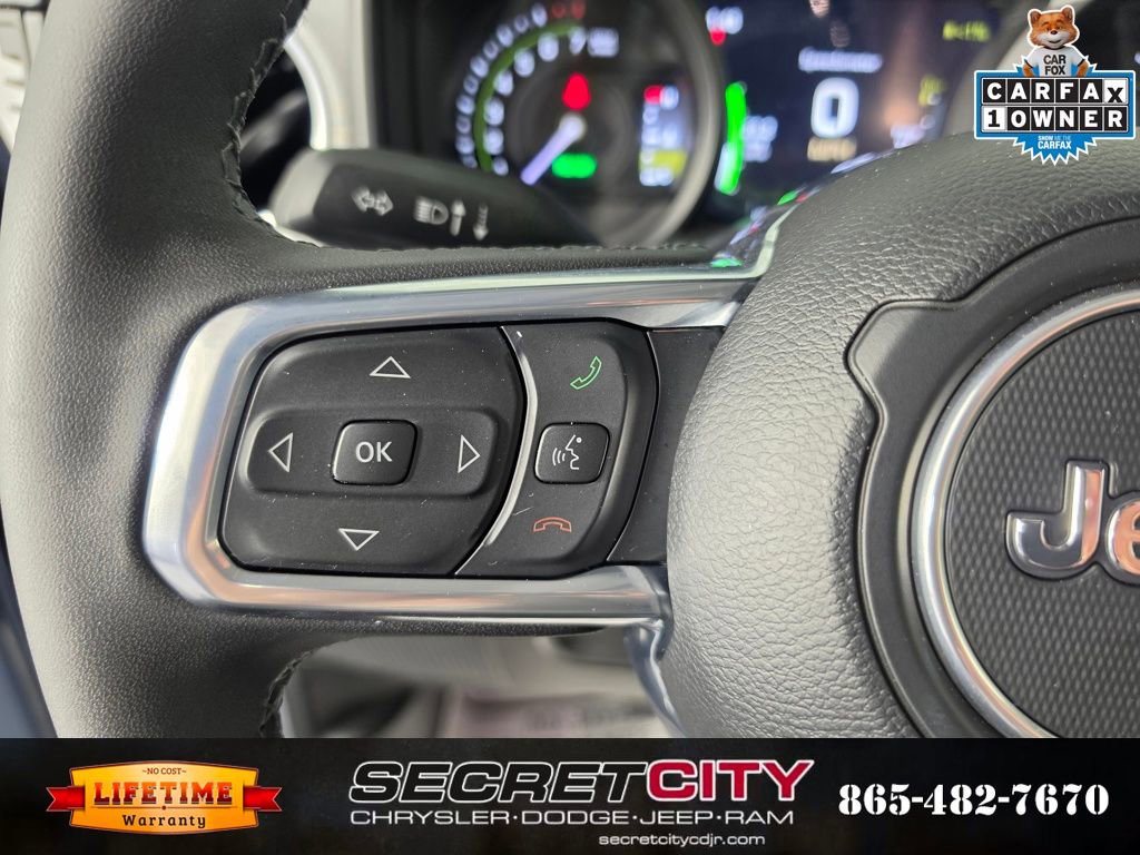 Used 2025 Jeep Wrangler Sahara 4xe image 16