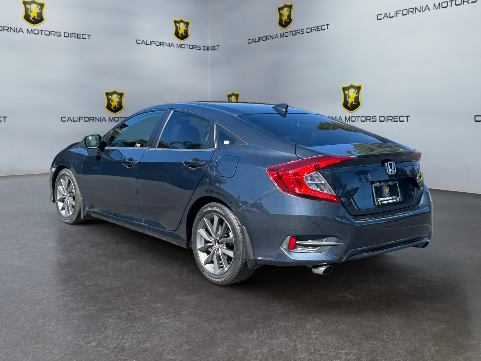 Used 2019 Honda Civic EX-L image 3