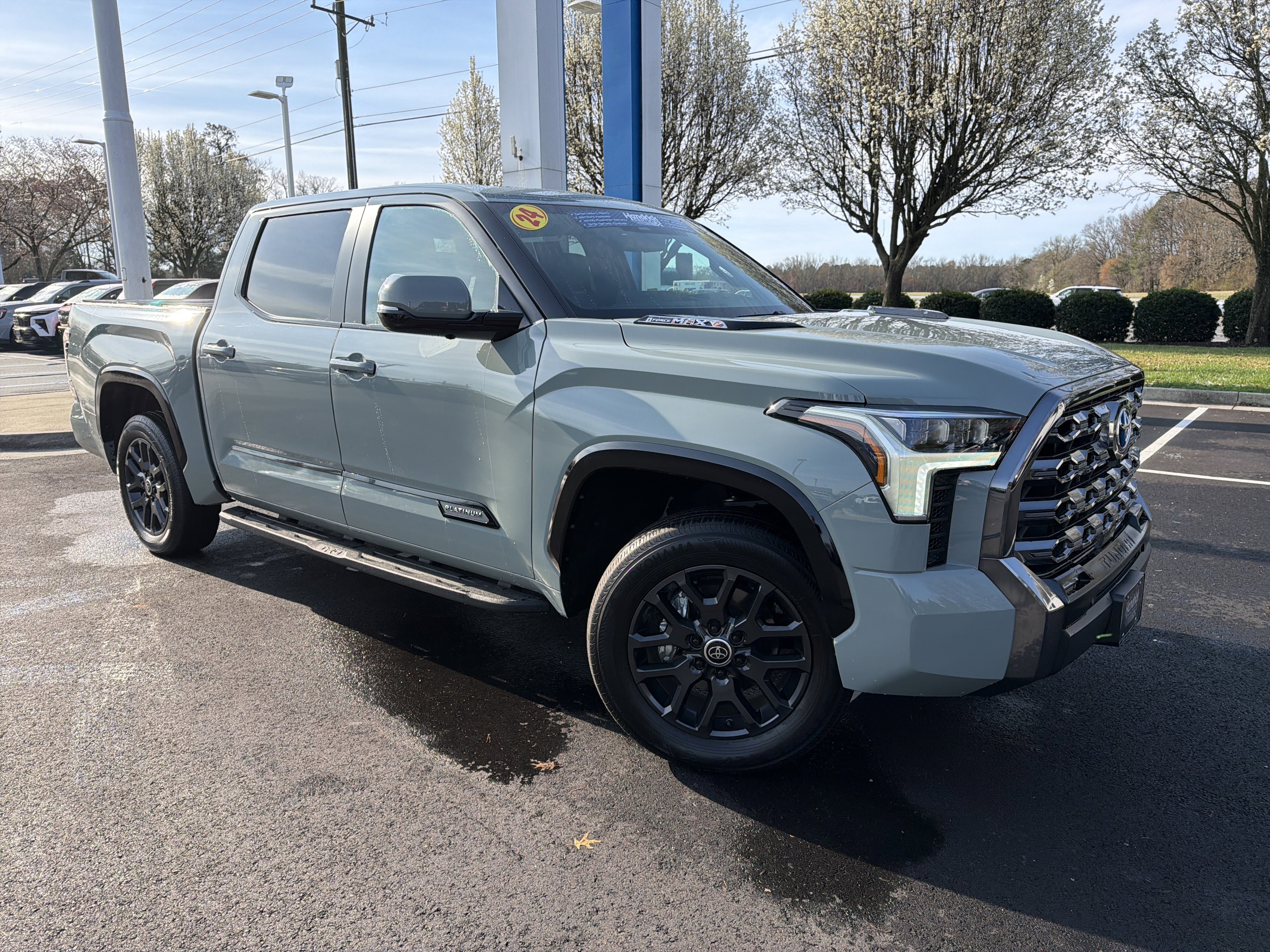 Used 2024 Toyota Tundra Platinum image 2