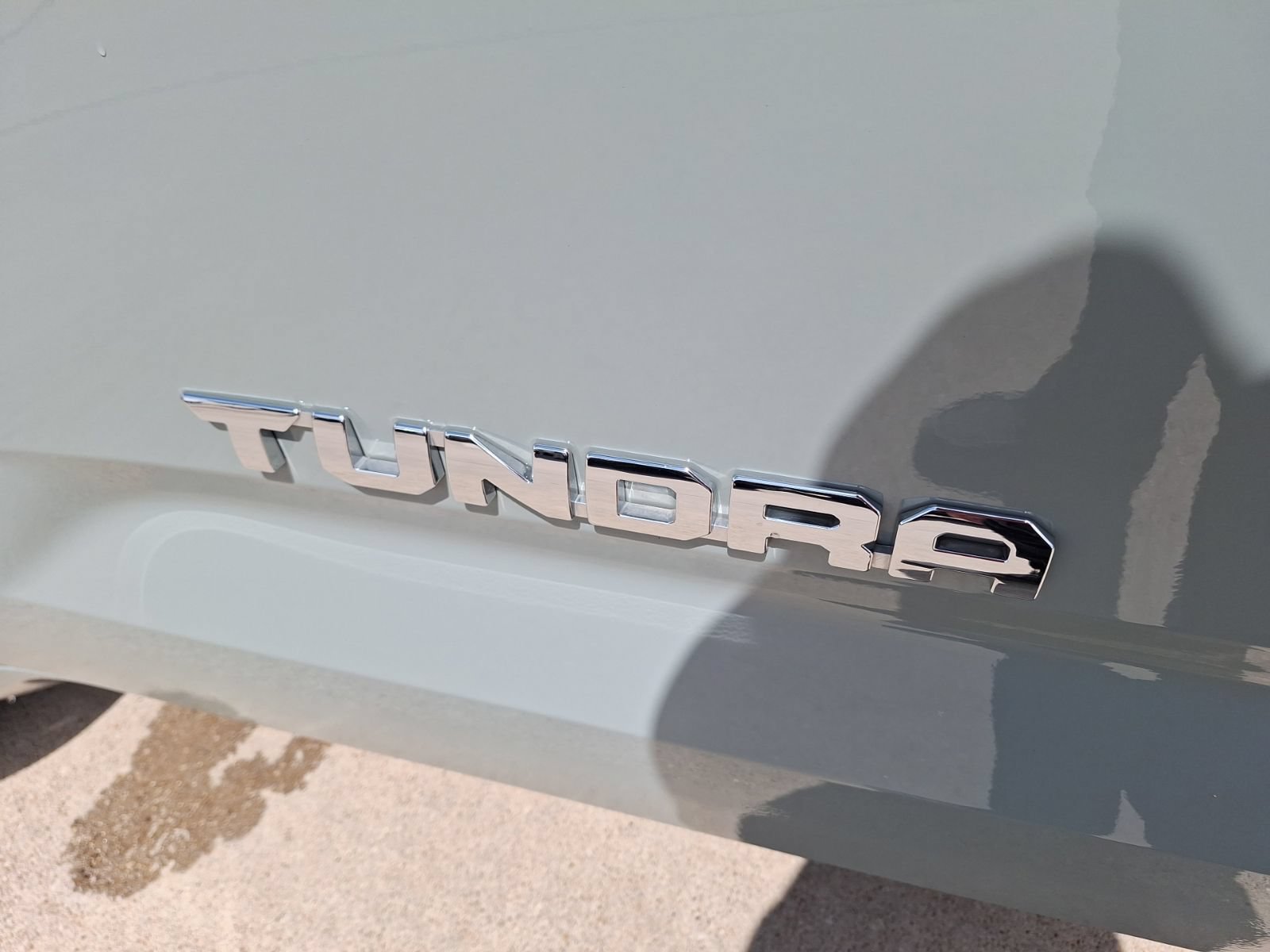 Used 2026 Toyota Tundra Limited AWD/4WD image 14