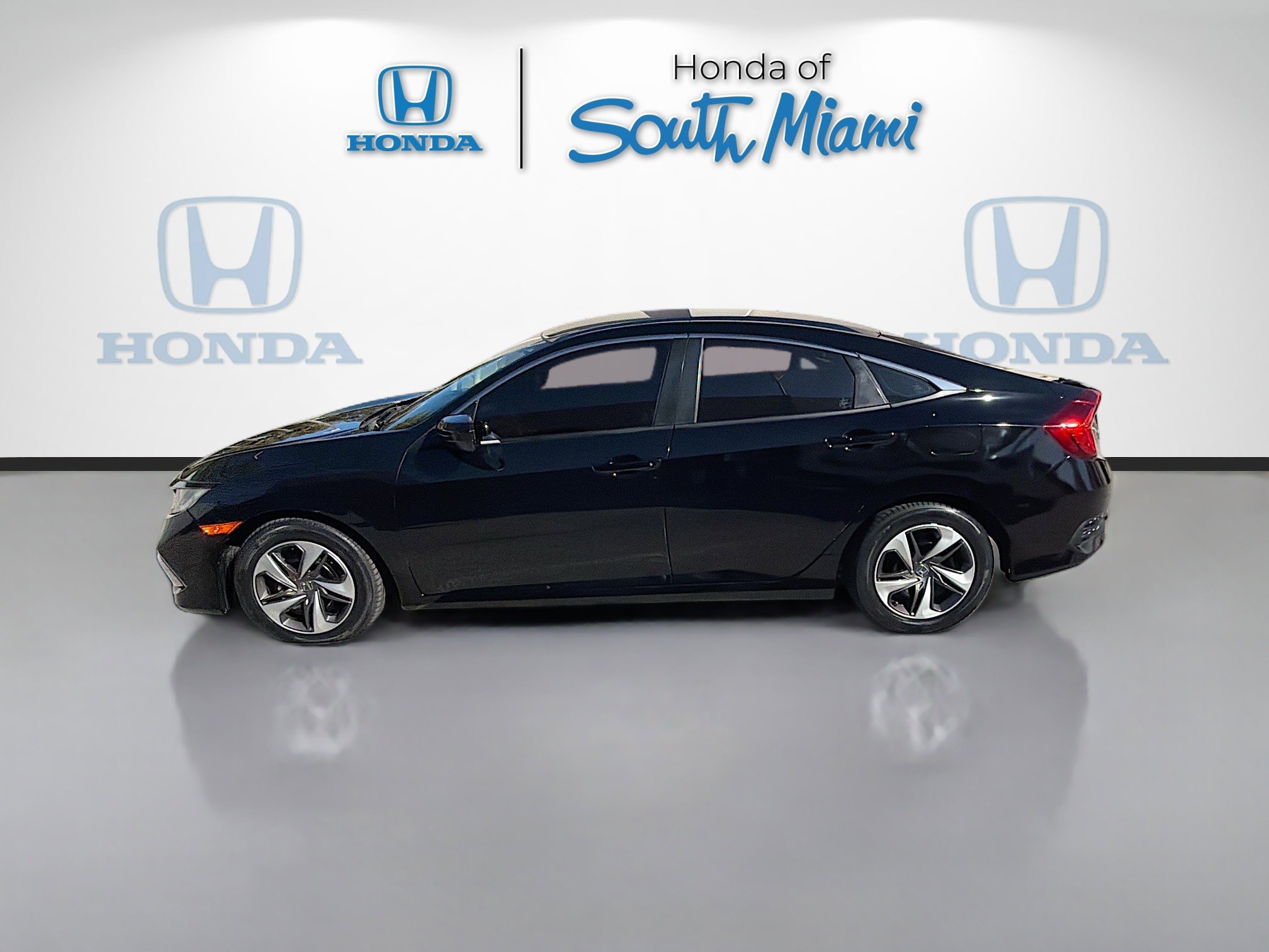 Certified 2020 Honda Civic LX image 4