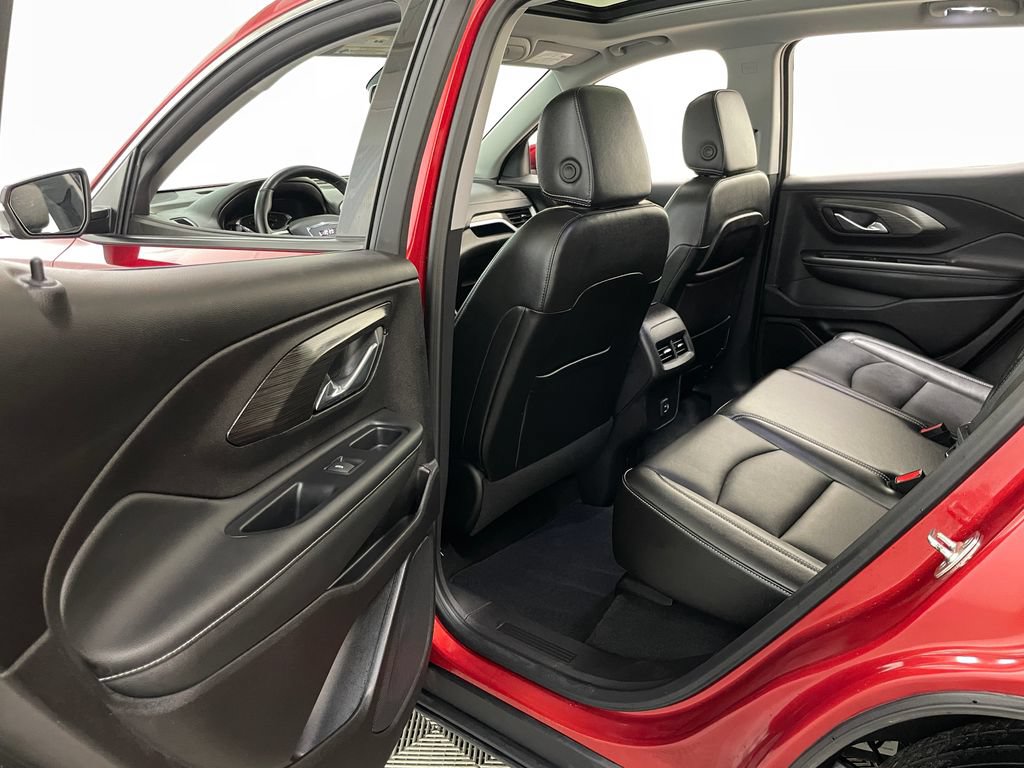 Certified 2024 GMC Terrain SLT w/ Infotainment Package II AWD/4WD image 44