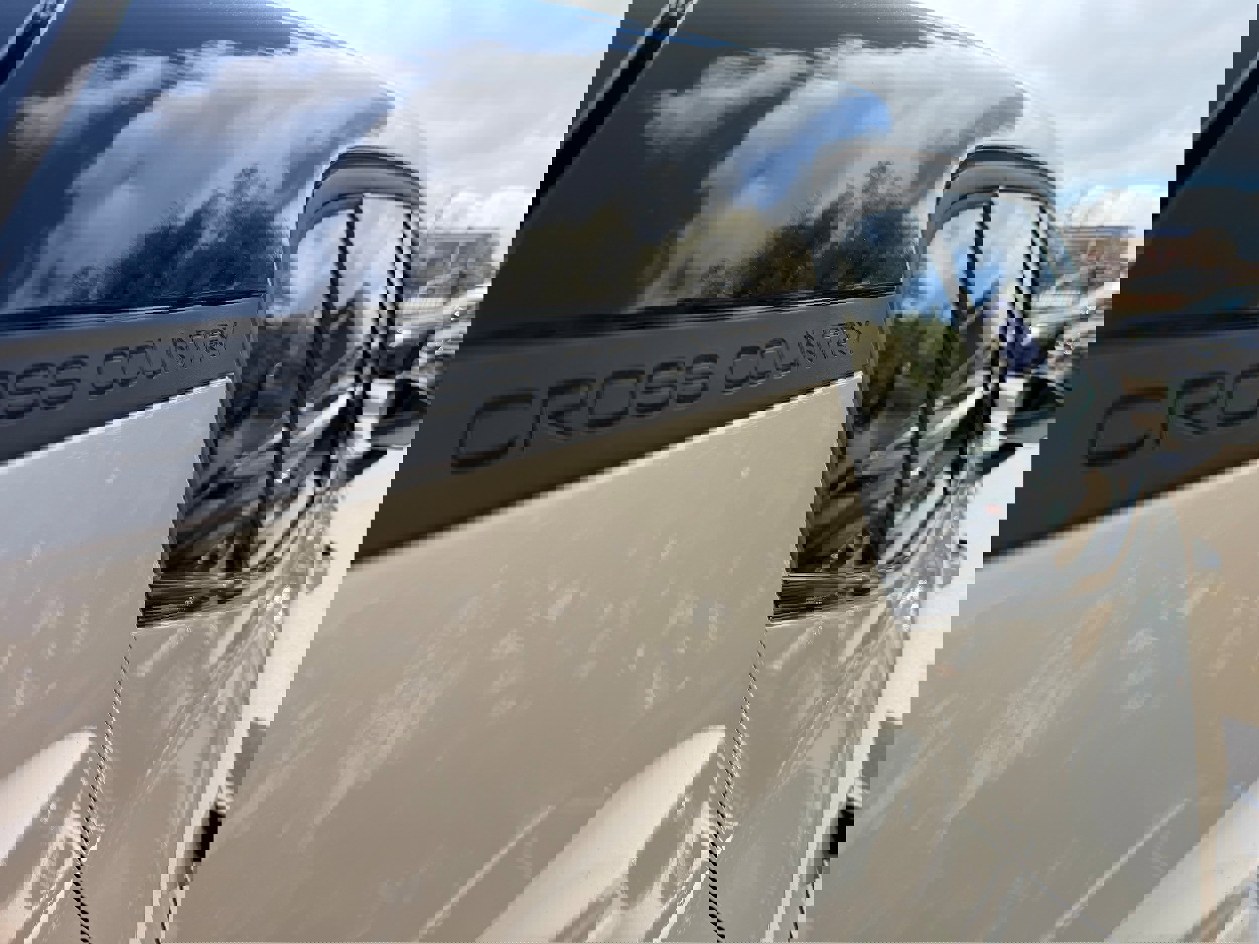 New 2026 Volvo EX30 Cross Country Ultra w/ Protection Package Premier image 8