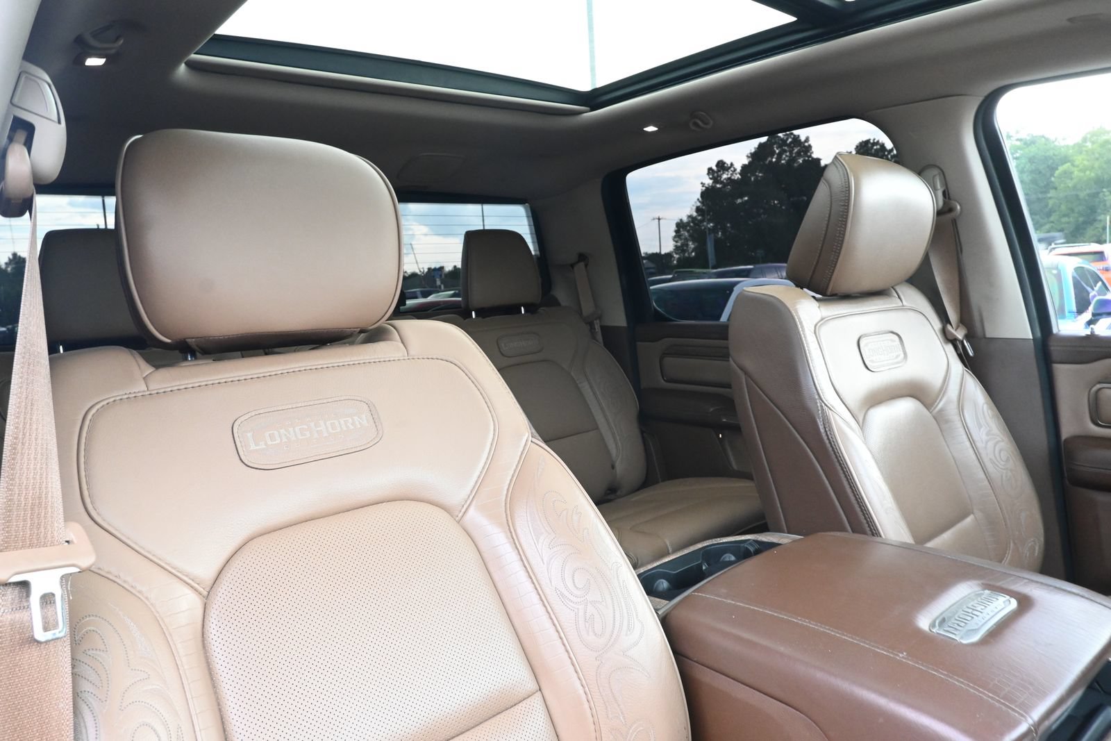 Used 2019 RAM 1500 Limited AWD/4WD image 36