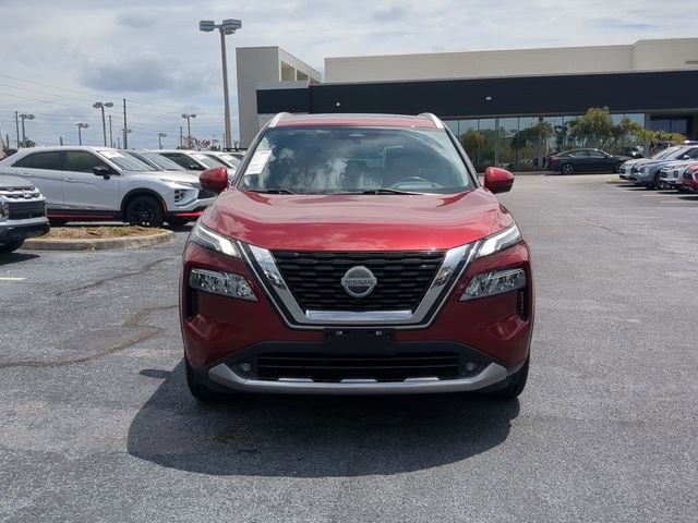 Used 2021 Nissan Rogue Platinum AWD/4WD image 3
