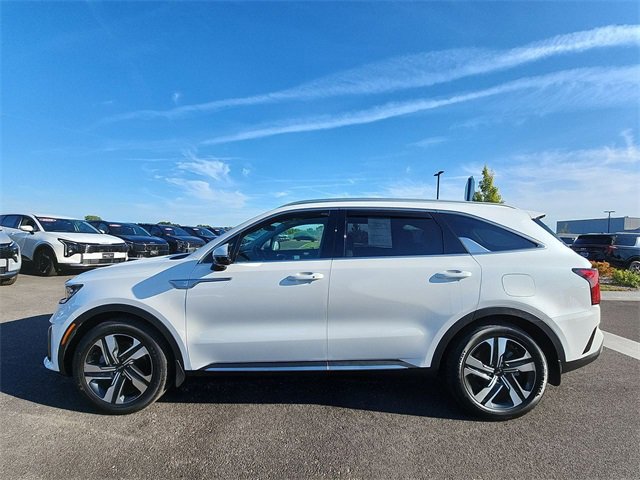 Used 2024 Kia Sorento SX Prestige w/ Panoramic Sunroof Package image 5