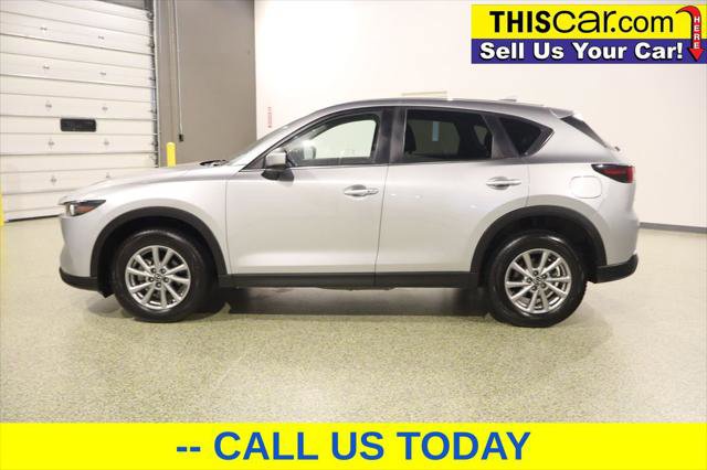 Used 2023 MAZDA CX-5 AWD 2.5 S w/ Select Package image 4