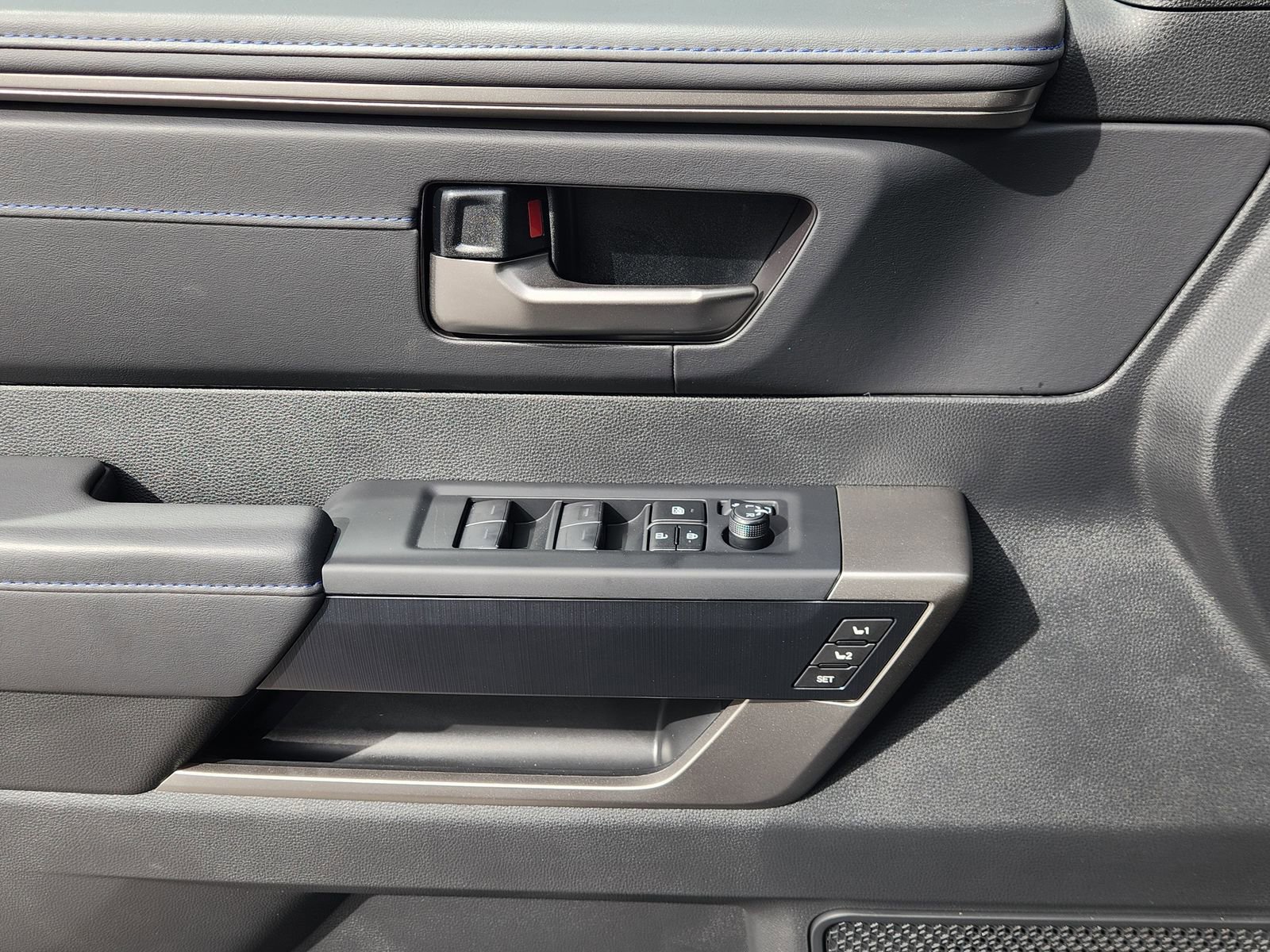 New 2026 Toyota Tundra Platinum AWD/4WD image 22
