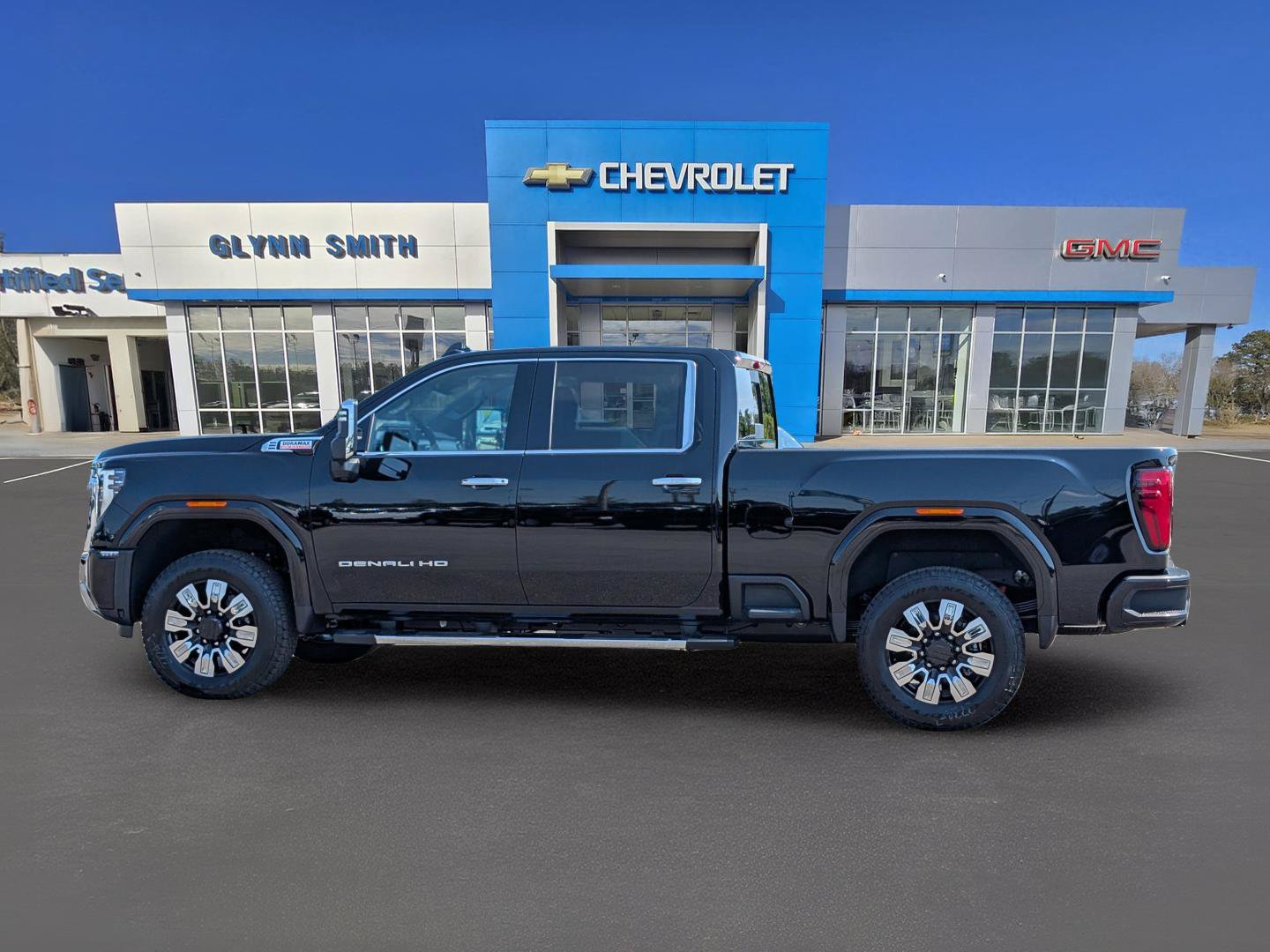 New 2026 GMC Sierra 2500 Denali w/ Technology Package AWD/4WD image 13