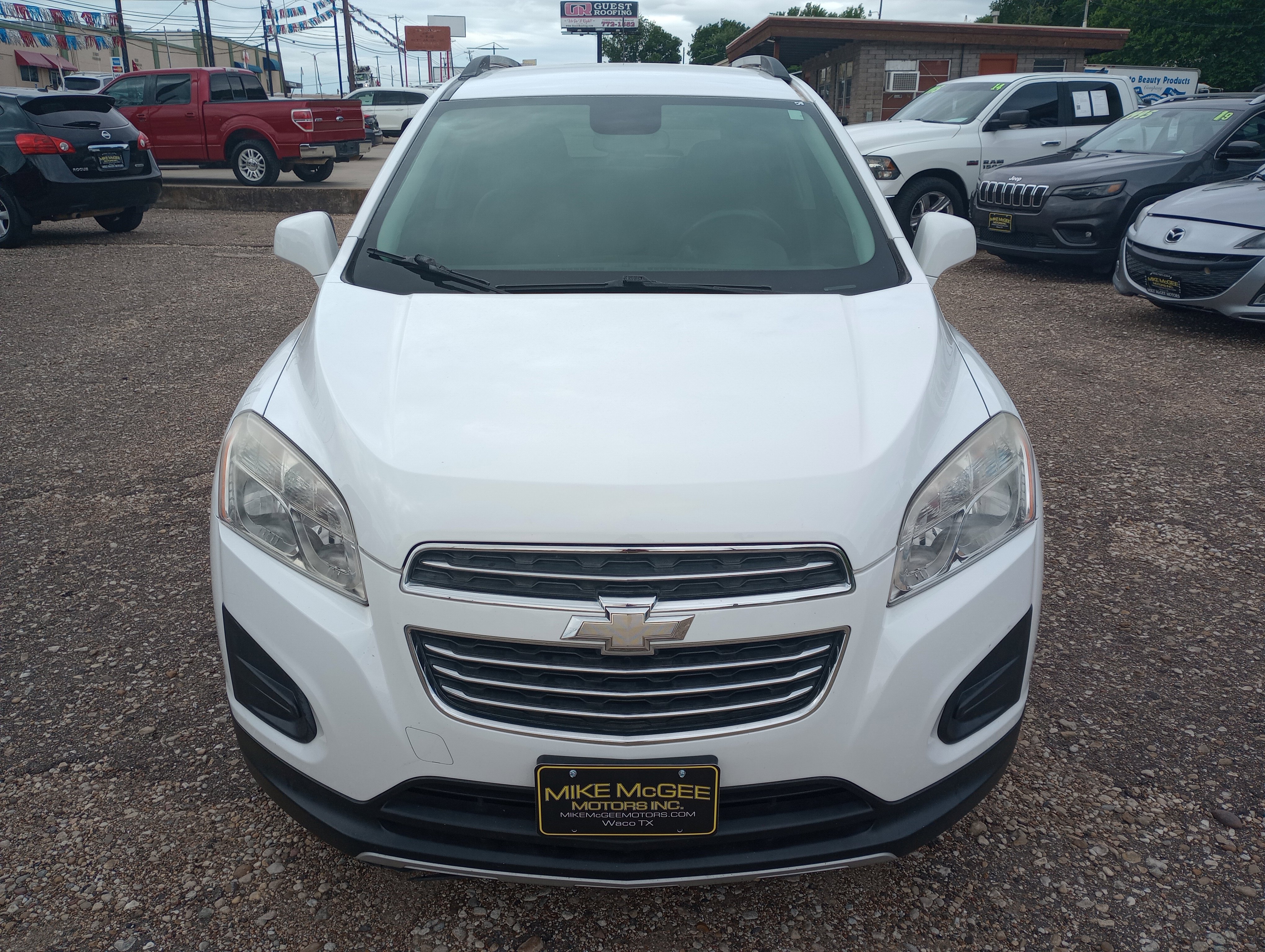 Used 2016 Chevrolet Trax LT w/ LT Convenience Package FWD image 2