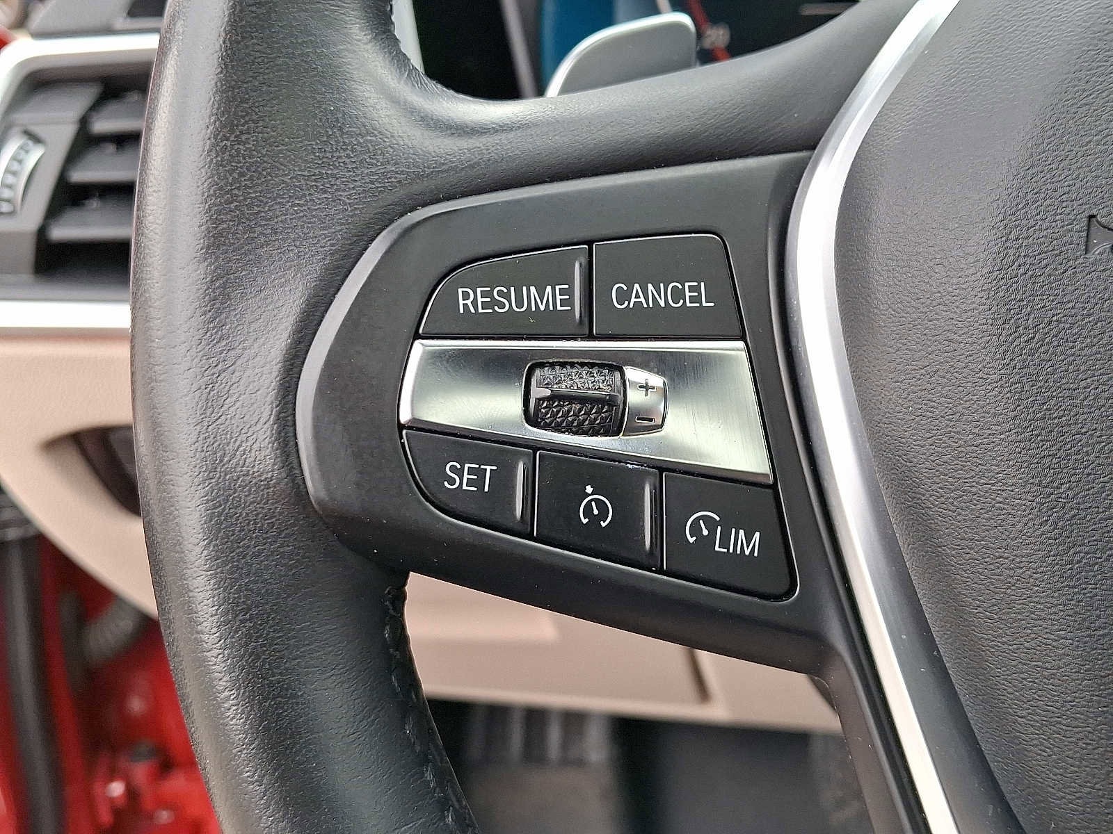 Used 2020 BMW 330i xDrive Sedan w/ Convenience Package image 22