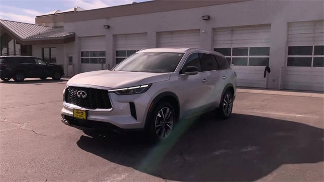 Used 2023 INFINITI QX60 Luxe image 5