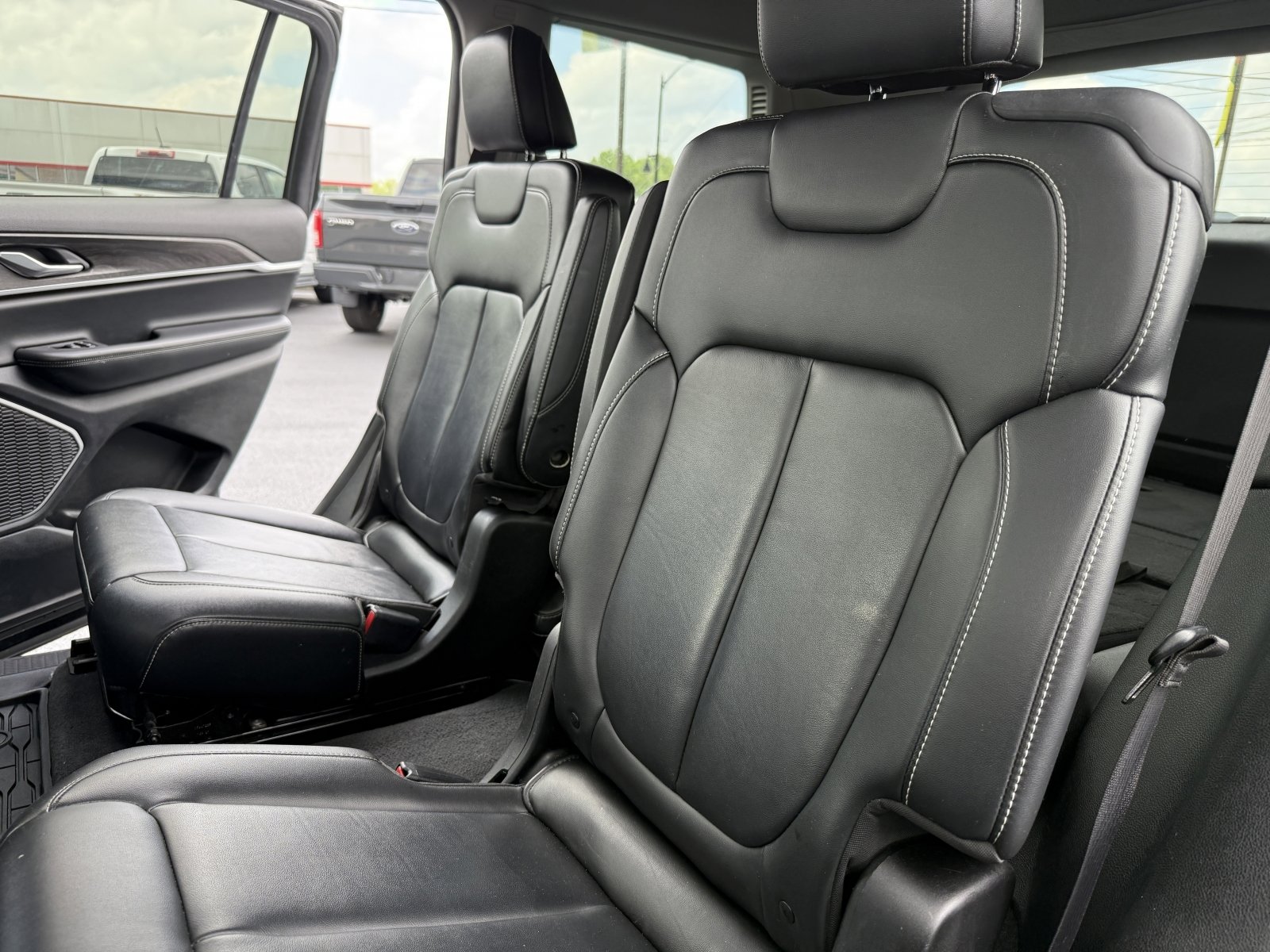 Used 2021 Jeep Grand Cherokee L Limited image 18