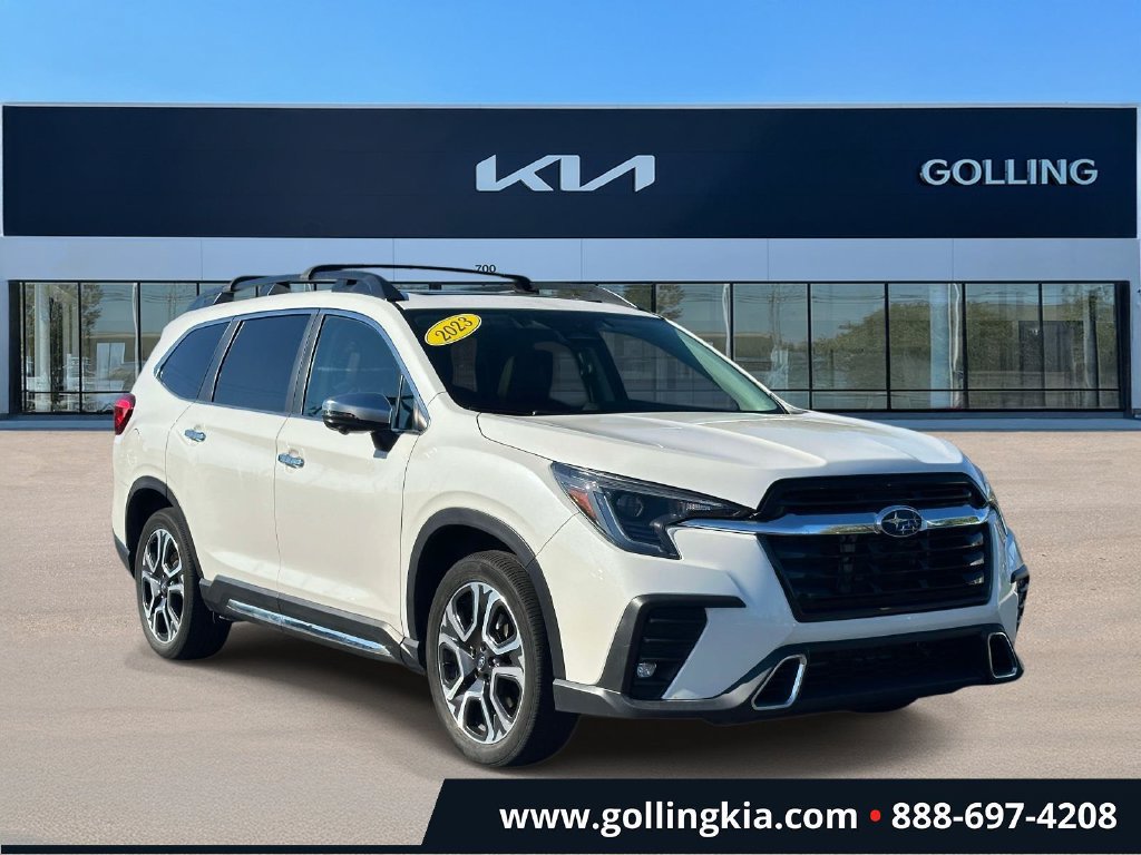 Used 2023 Subaru Ascent Touring AWD/4WD image 1
